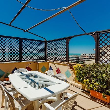 Appartamento Polo Natatorio Lido di Ostia Ngoại thất bức ảnh